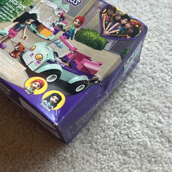 Retired - LEGO Cat Grooming Car - Picture 3 of 4